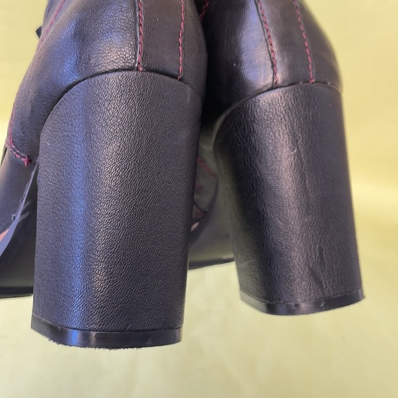 Black Naturalizer leather boots - Picture 7 of 11